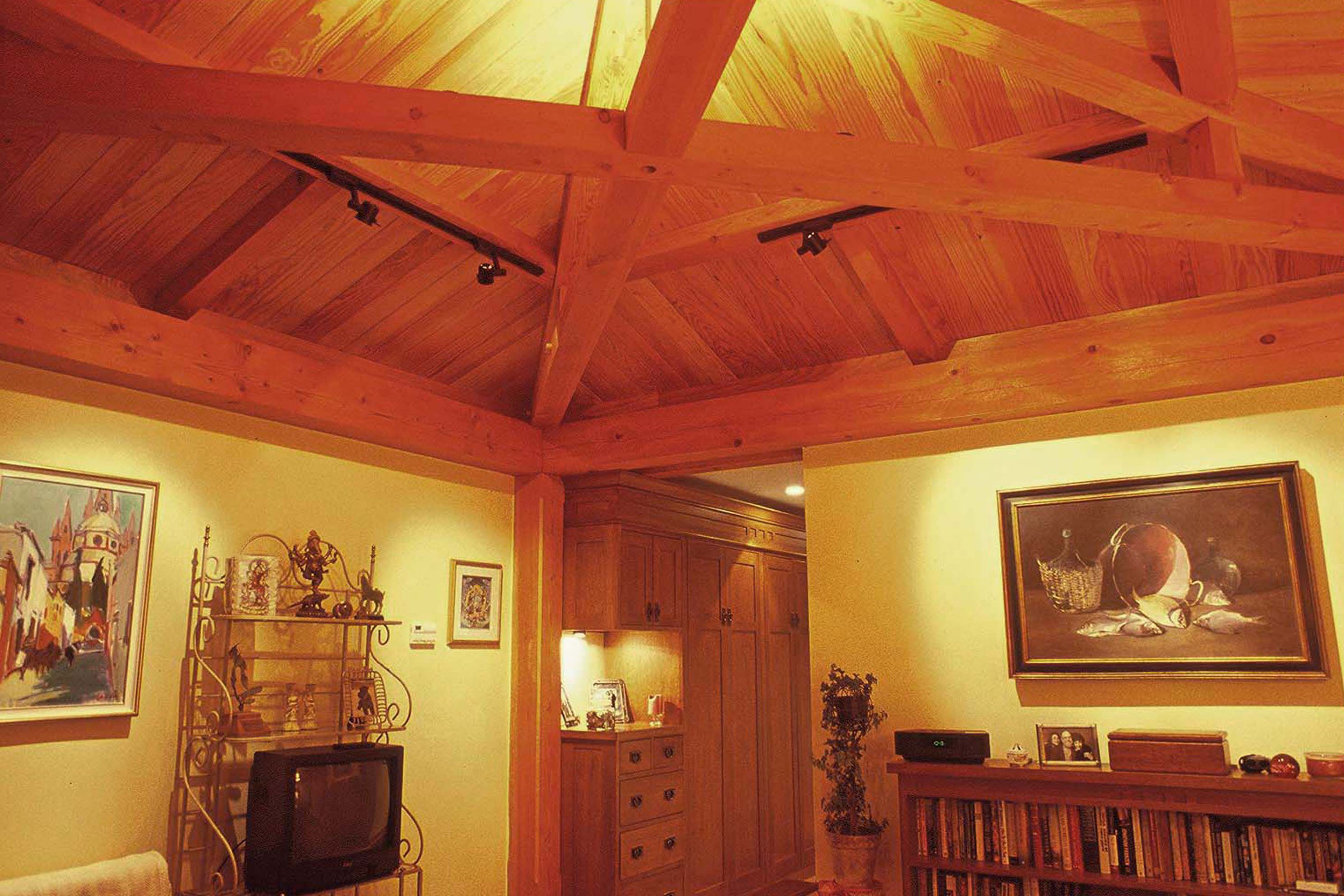 Post and Beam Residence